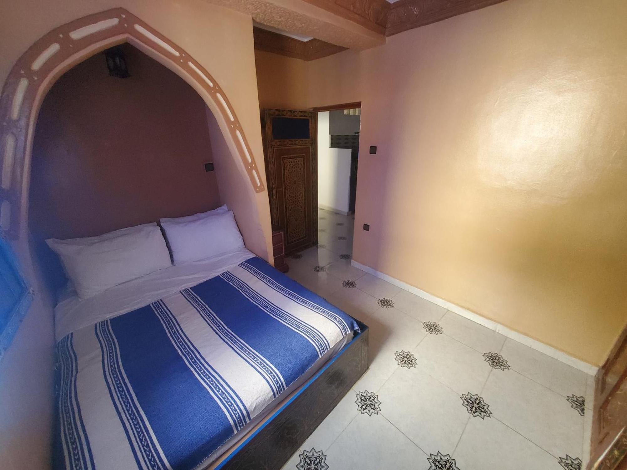 Hotel Blue City Šafšawán Exteriér fotografie